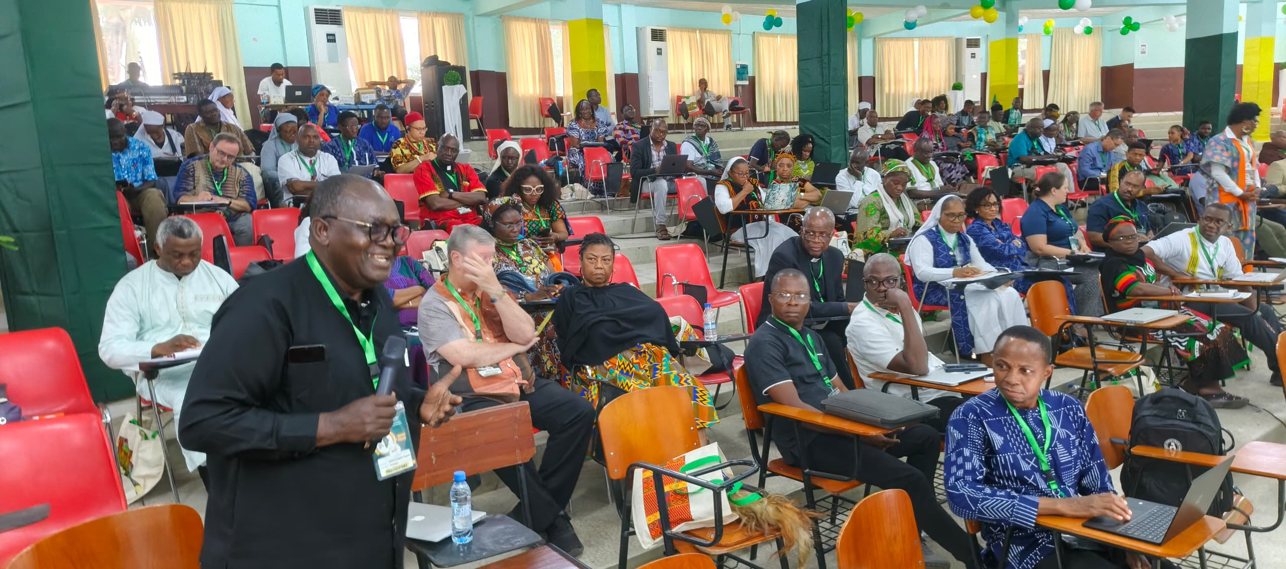 Participants listening during a PACTPAN gathering